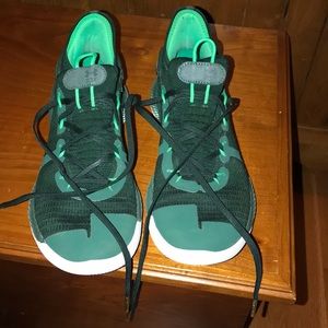 Mens Under armor basketball shoes